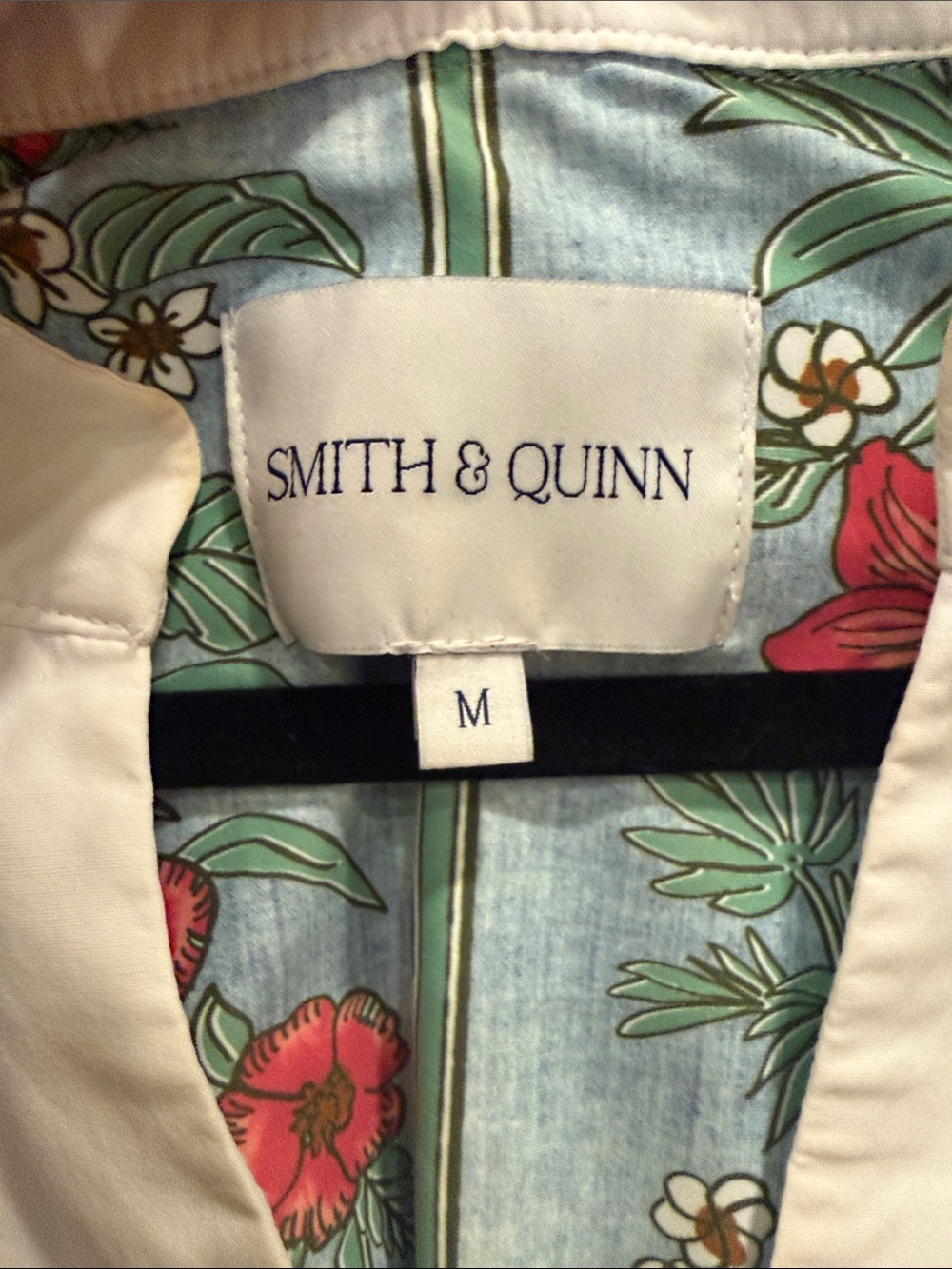 Smith & Quinn Green Floral Maxi Dress with Cream V-Neck - Picture 2 of 4